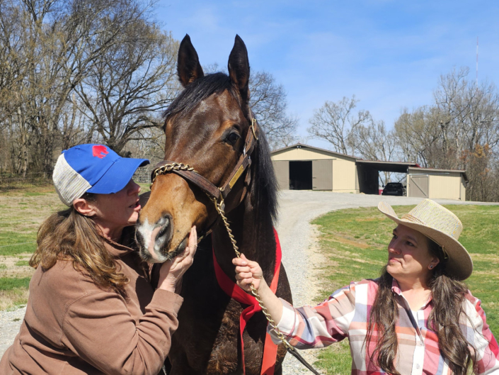 Thoroughbred King T'Challa says good-bye to his race trainer Becky and hello to his new mom Bonnie.